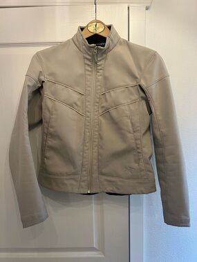 Arc'teryx Women's Light Beige Zip Jacket